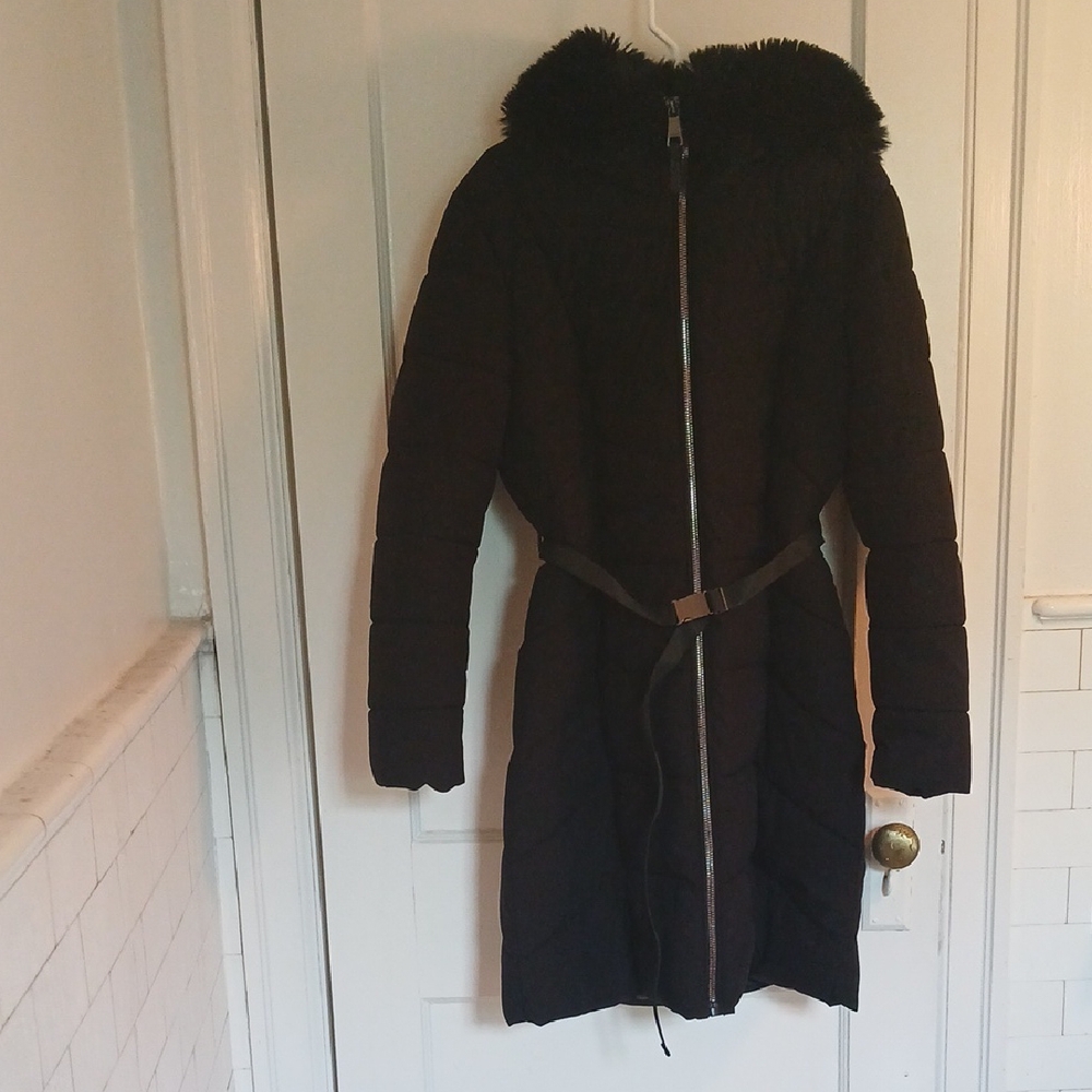 DKNYC Black Puffer Jacket Sleek Insulated Design
